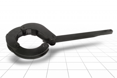 Ключ шарнирный КШС 146. Ручной инструмент, используется  для выполнения операций по  сборке/разборке  колонкового или направляющего набора, смене изношенной коронки, свинчивания и развинчивания  обсадных труб .Предназначен  для одного диаметра. Ключи обес